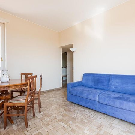 Milano - Roomy Apartment 300 M From M3 Affori Fn! Milão Exterior foto
